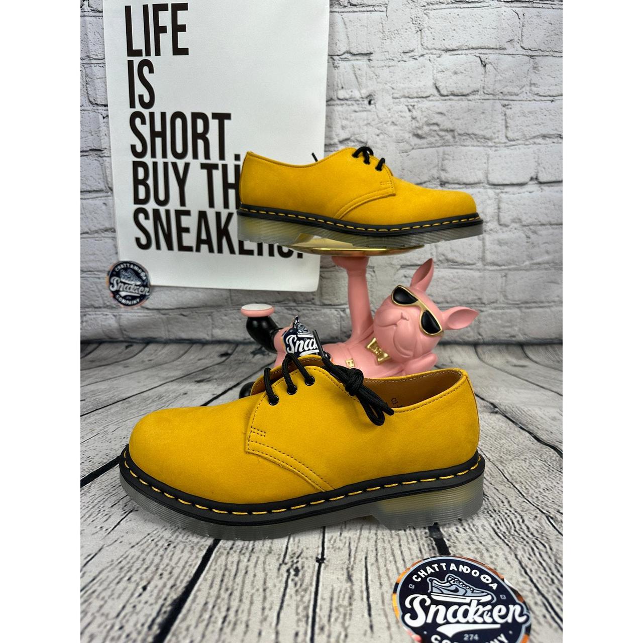 Dr martens oxford yellow hotsell