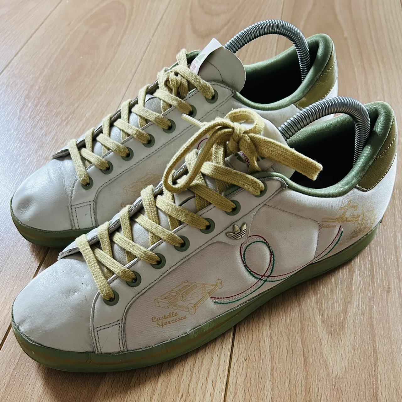 Lovely pair of Adidas Rod Laver Milana Depop