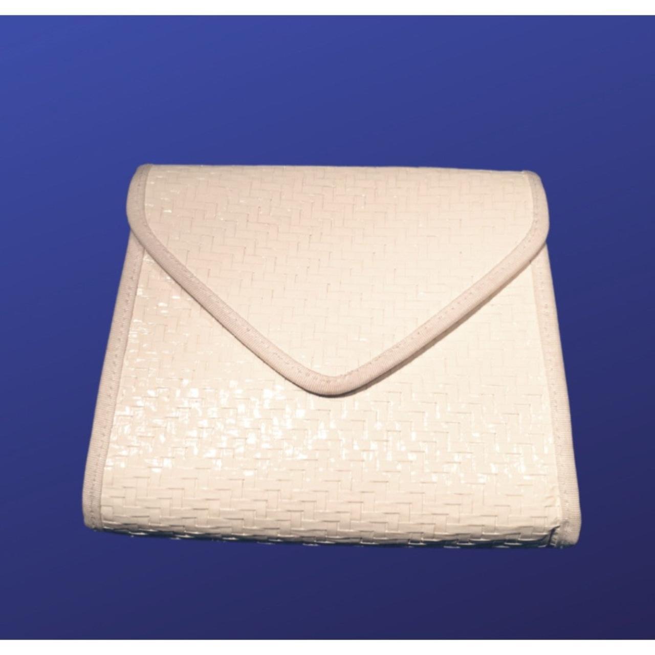 Straw deals envelope clutch