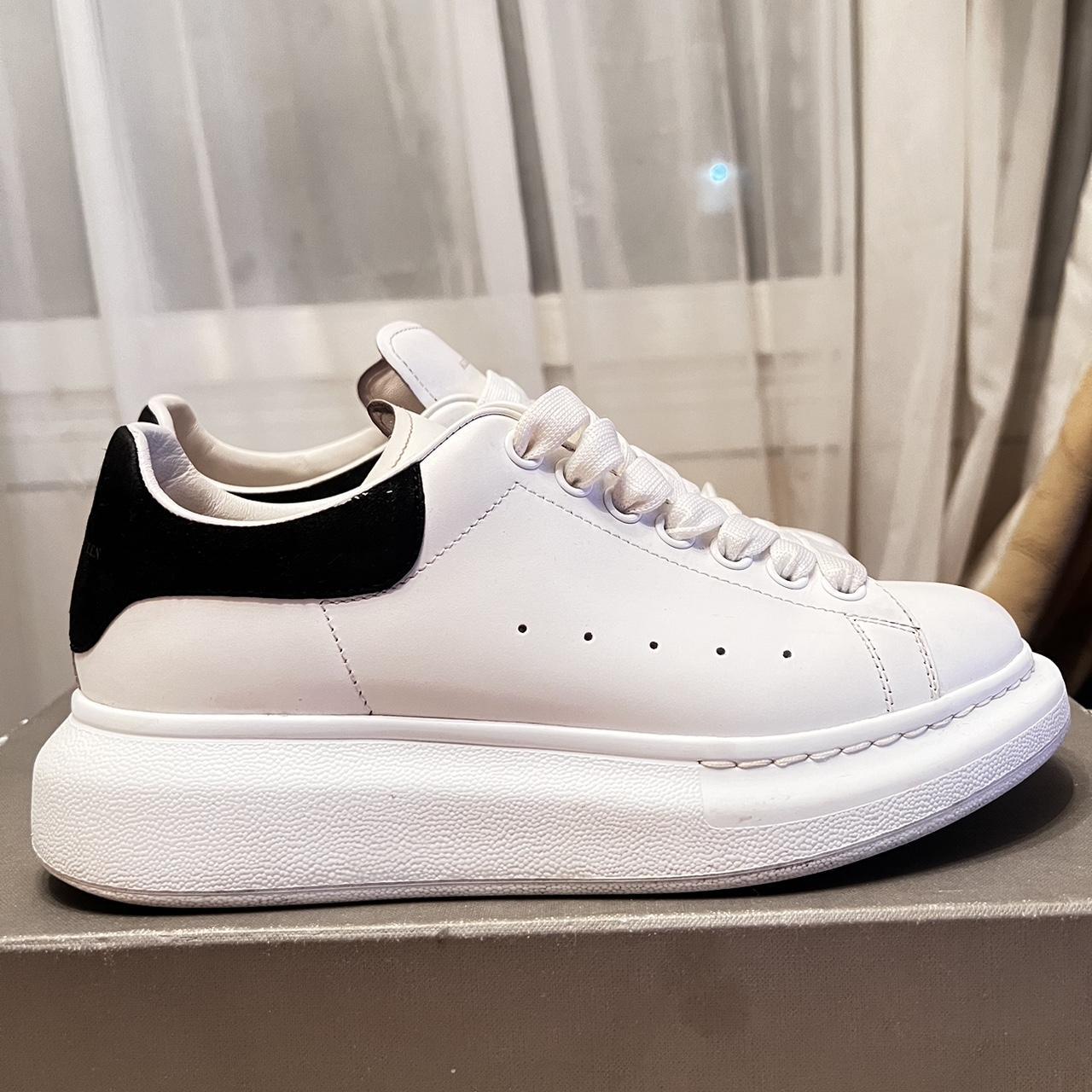 Alexandra mcqueen sneaker best sale