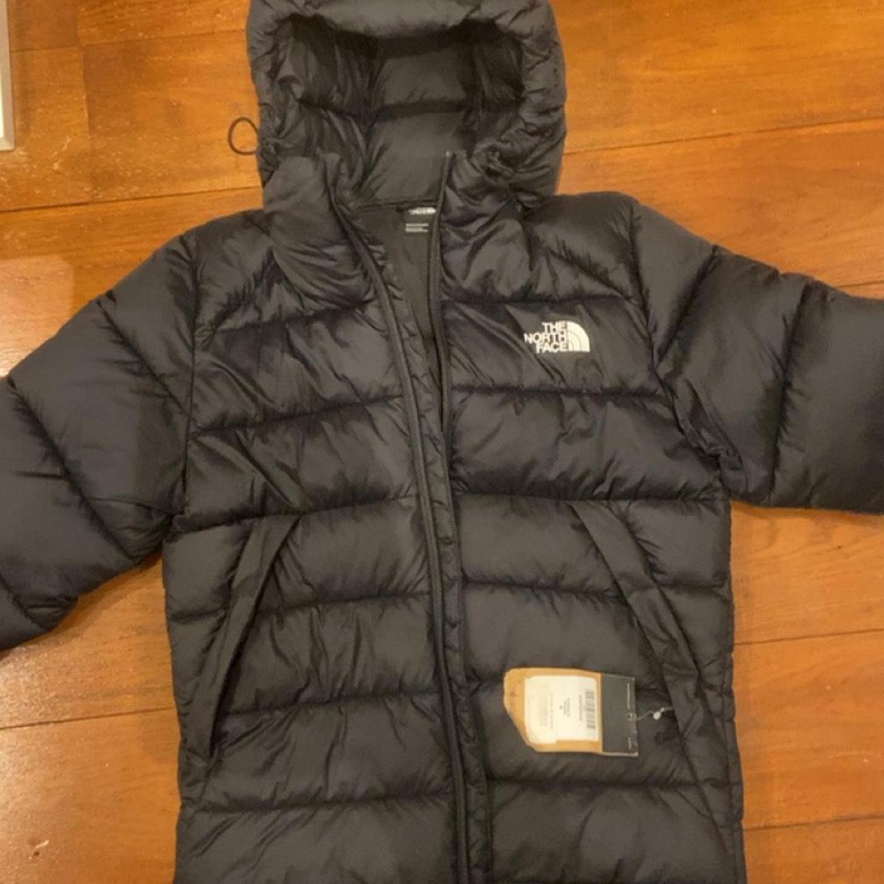 The North Face 550 Black Puffer Jacket