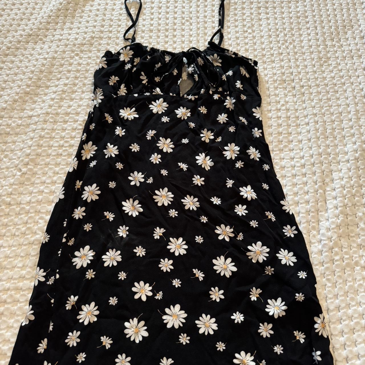 Forever 21 Flower Sundress Size Small Very Soft Depop