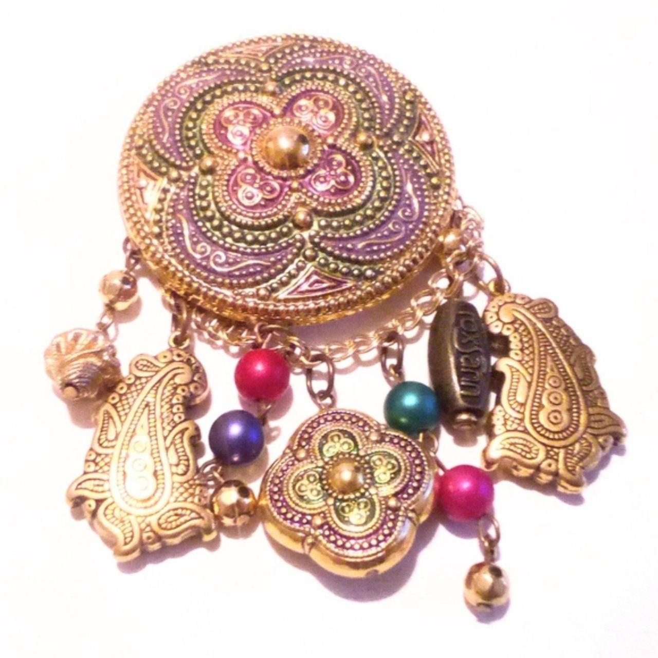 item listed by classique222