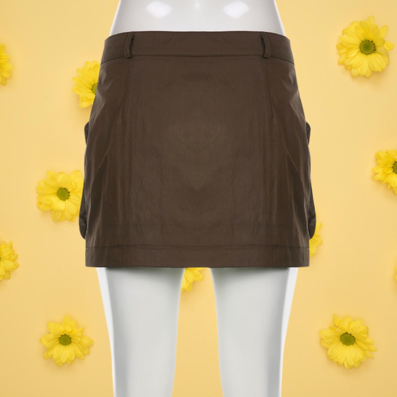 Retro mini cargo skirt, big pockets a line... Depop