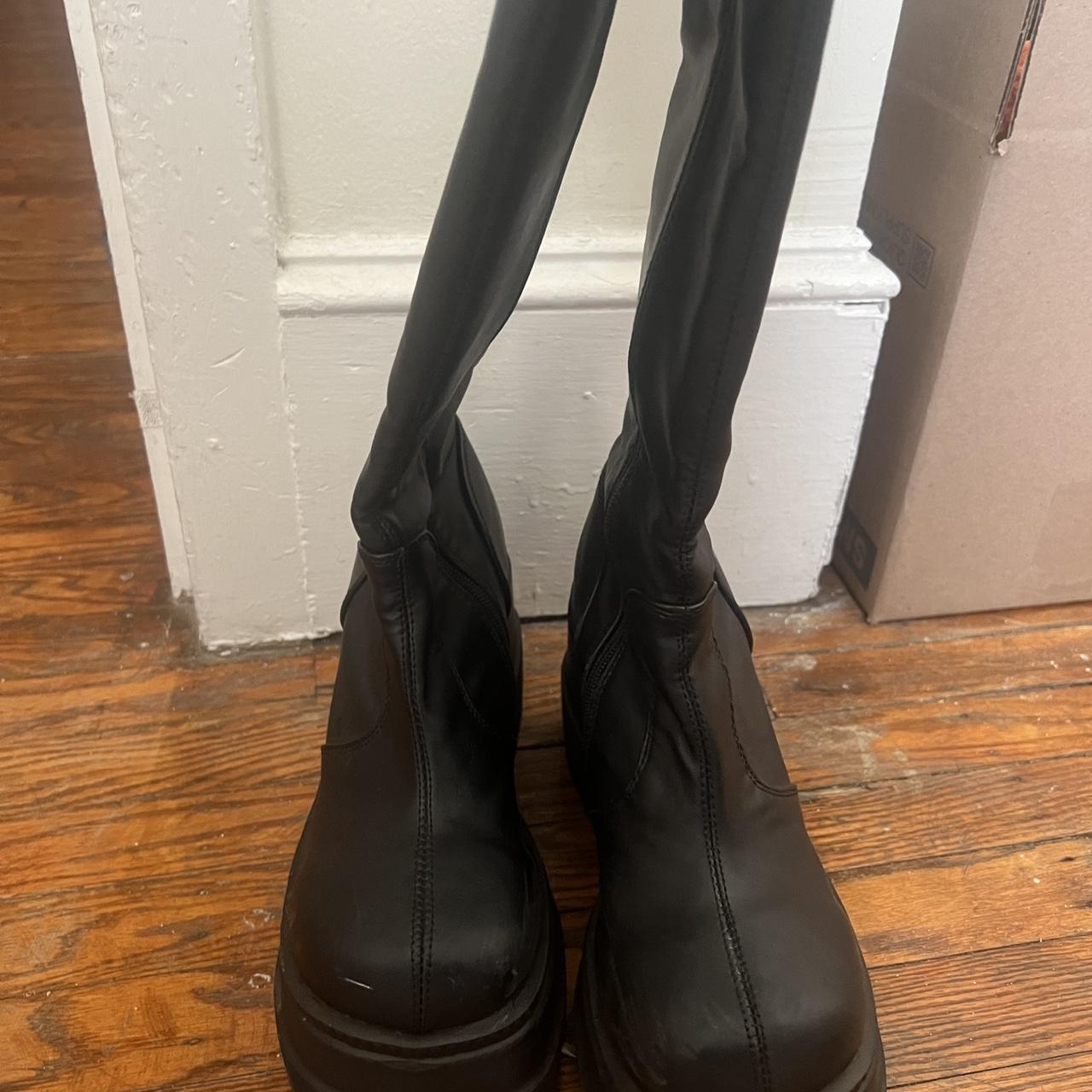 demonia boots shaker 100