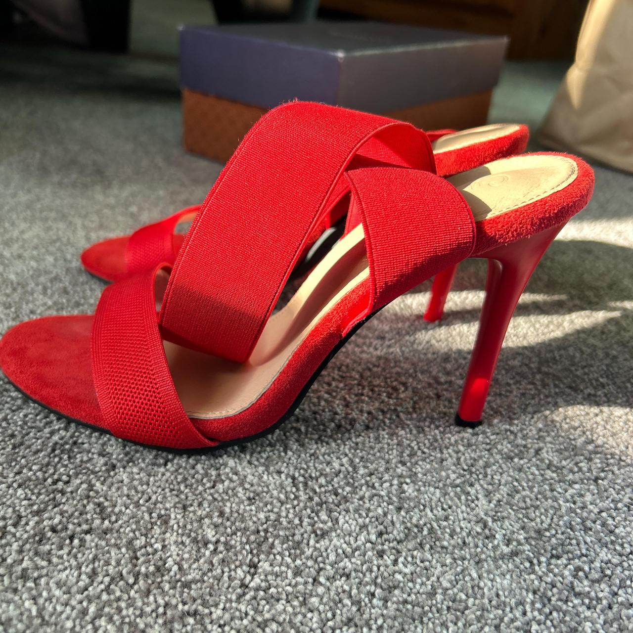 item listed by oliviajohn12