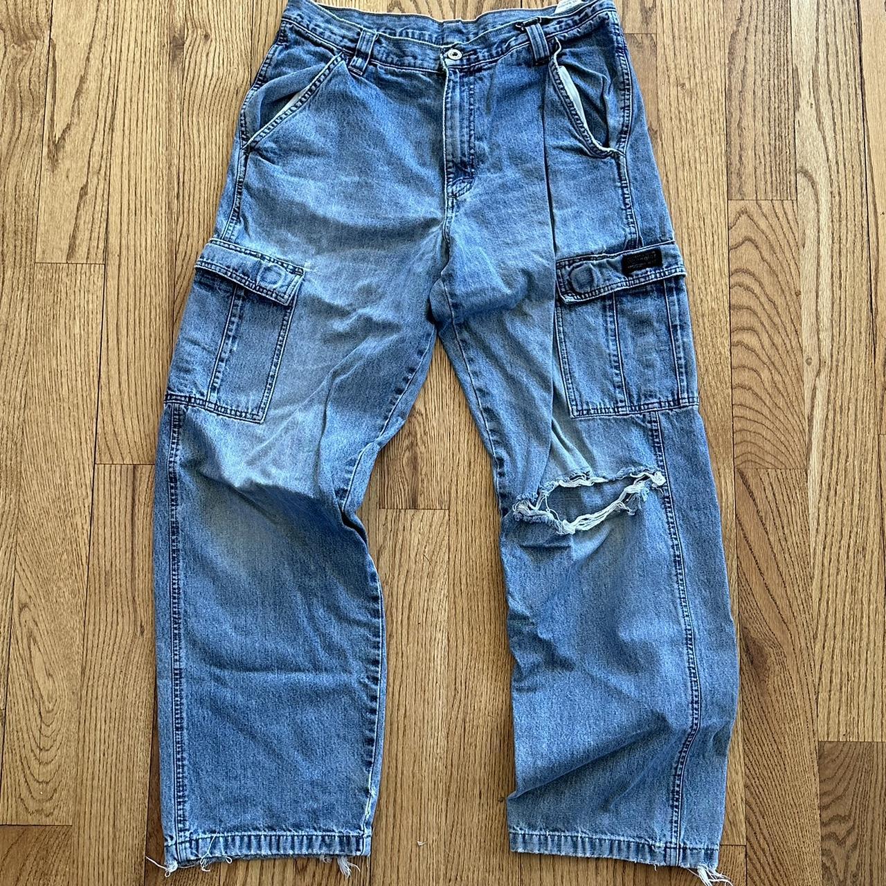 wrangler denim cargo 32x33 Nice pants - Depop