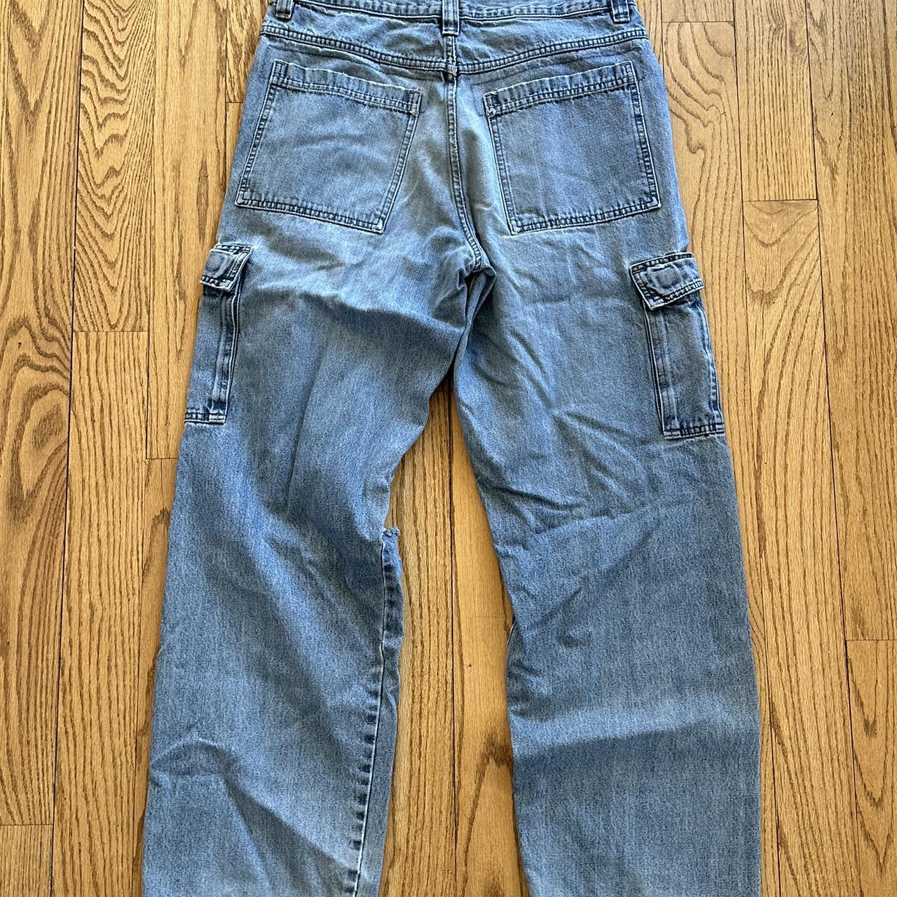 wrangler denim cargo 32x33 Nice pants - Depop