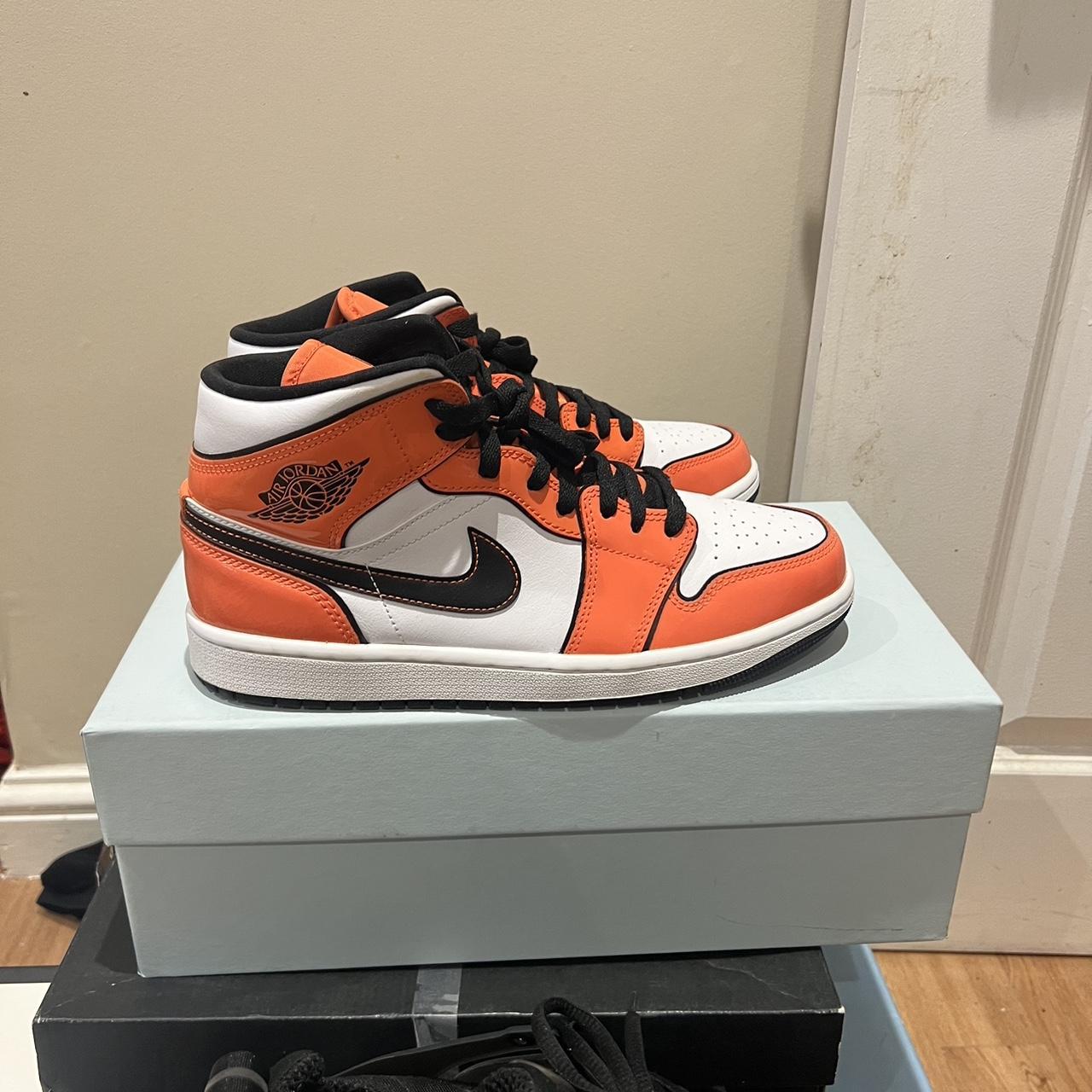 michael jordan orange shoes