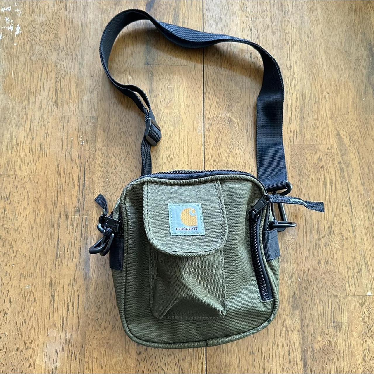 Carhartt Men's Green Bag Depop