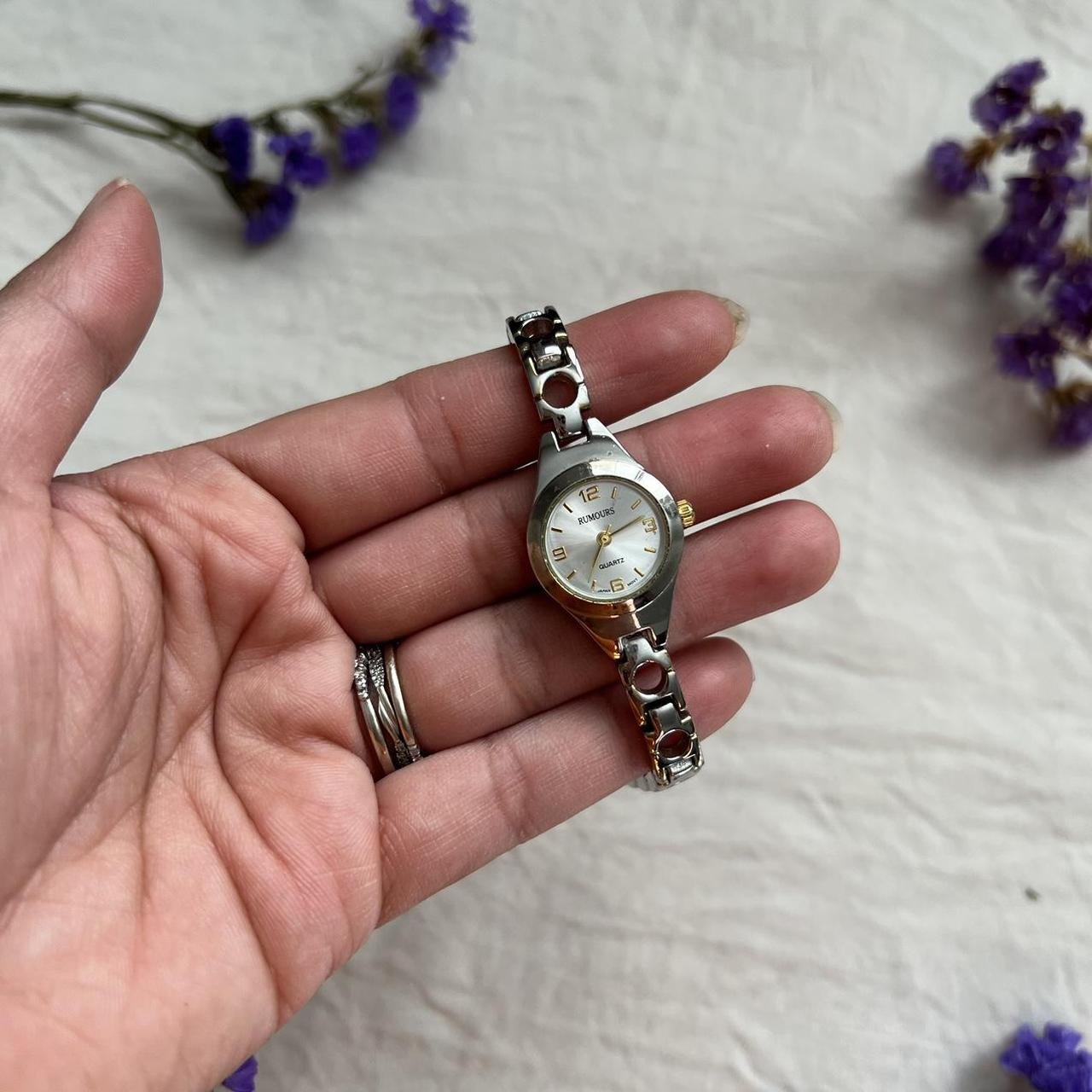 Vintage silver tone watch NO PAYPAL Needs new Depop