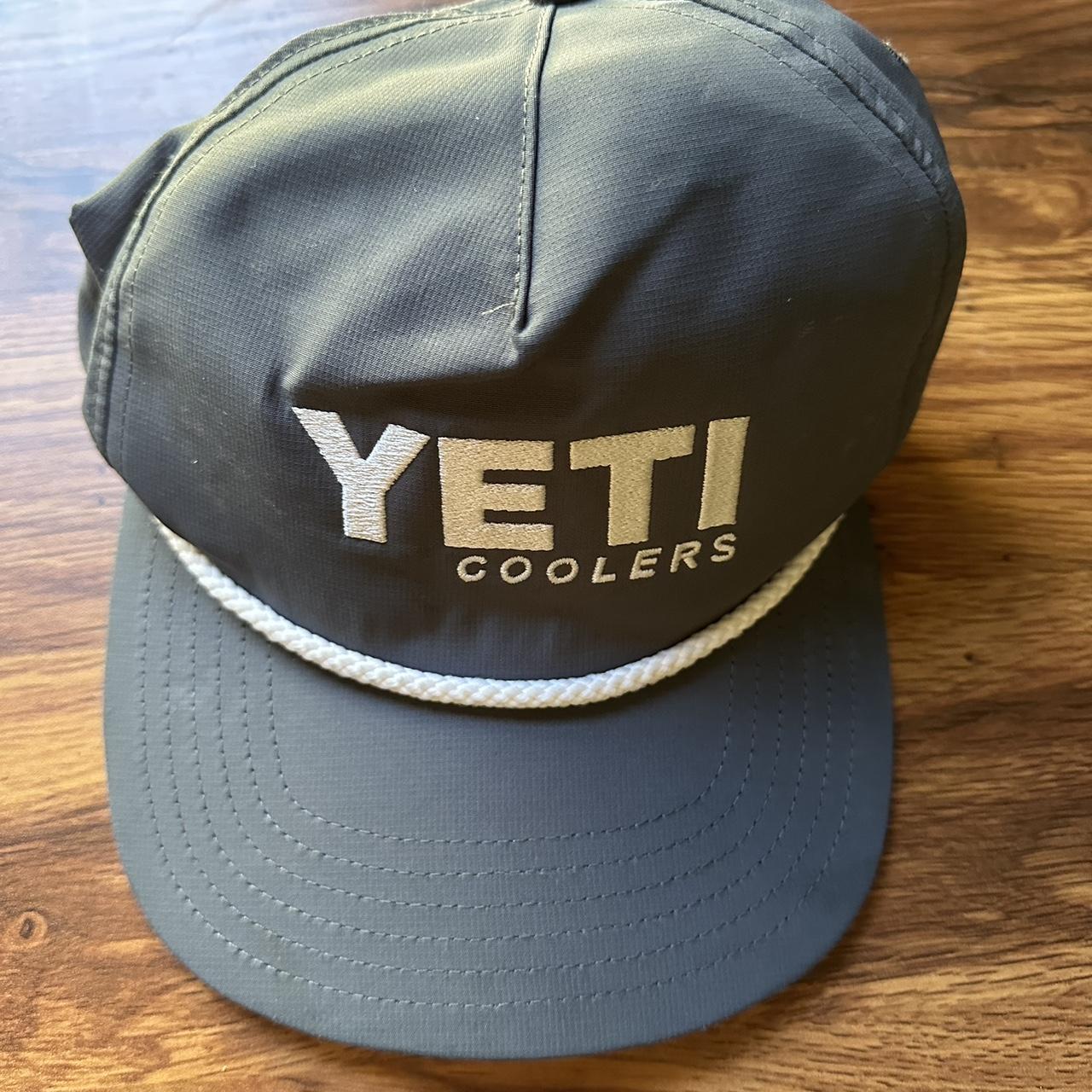 Yeti logo black insulated mug silver lining coffee - Depop