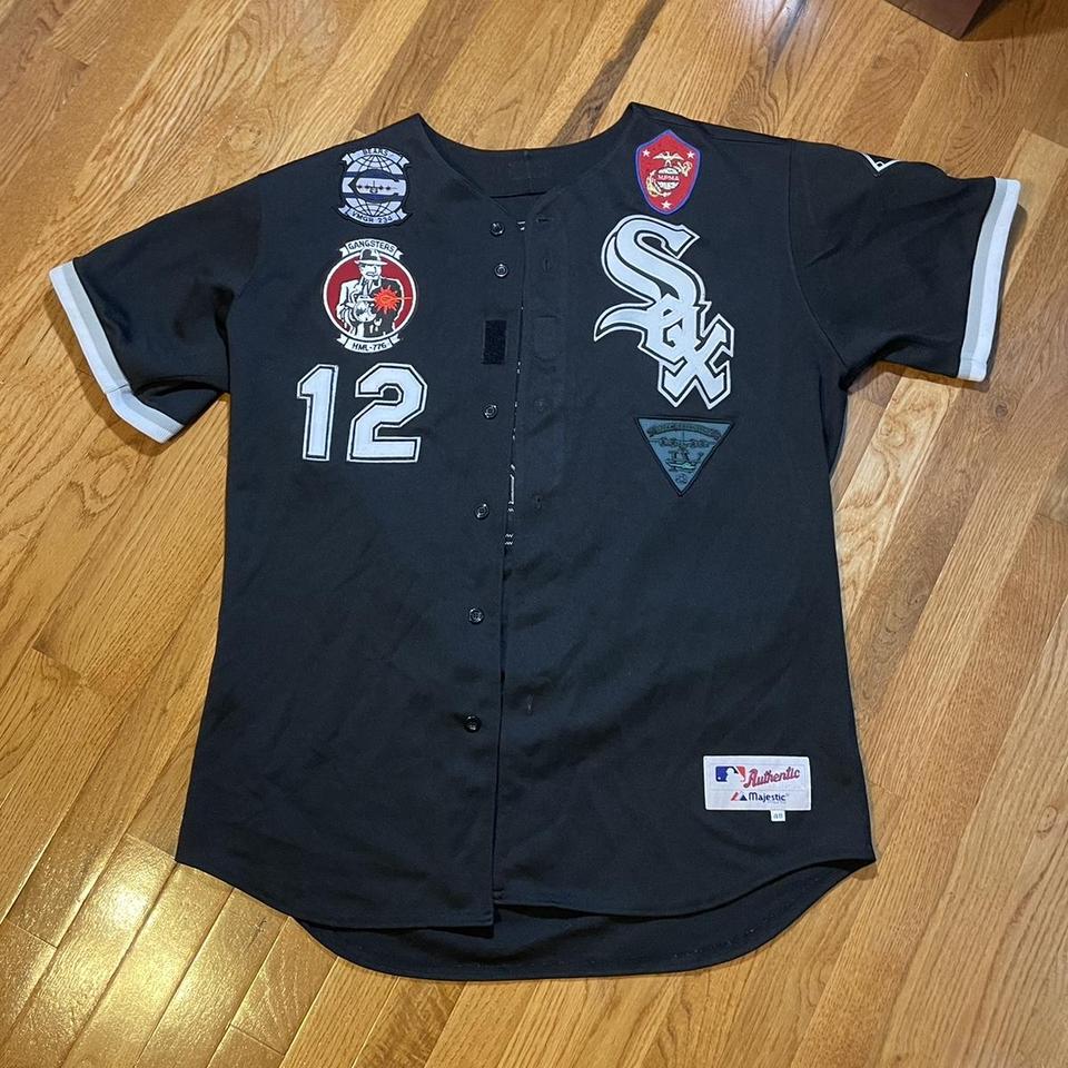 Chicago White Sox Jersey!! Has slight wear to the - Depop