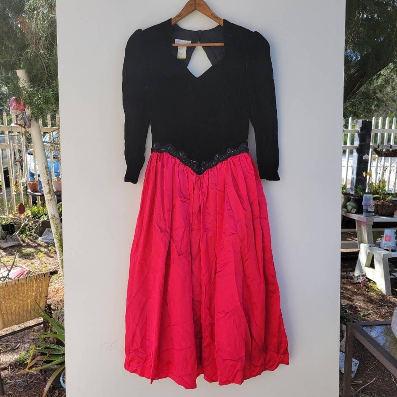 Vintage Jessica McClintock Dresses