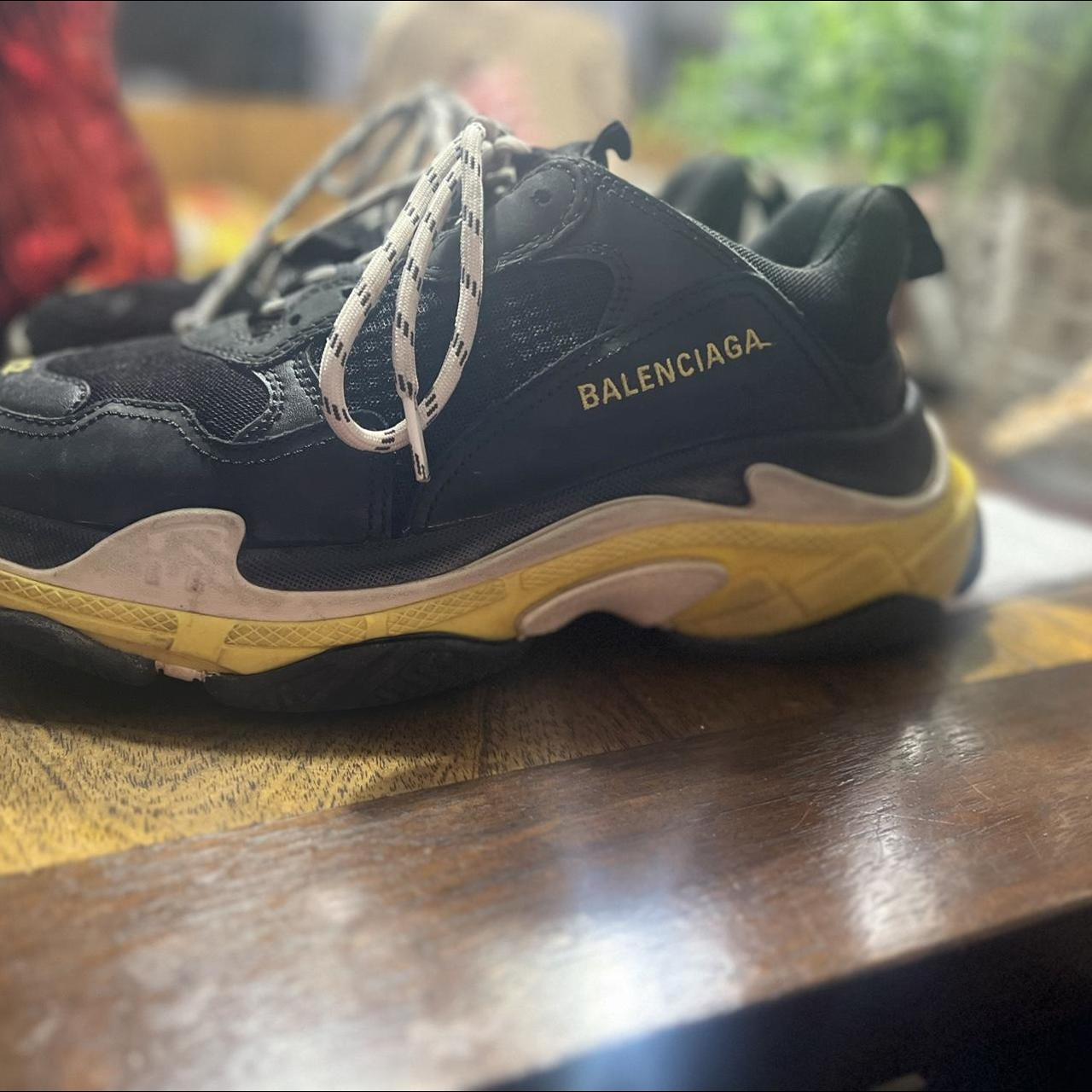 Balenciaga hot sale yellow trainers