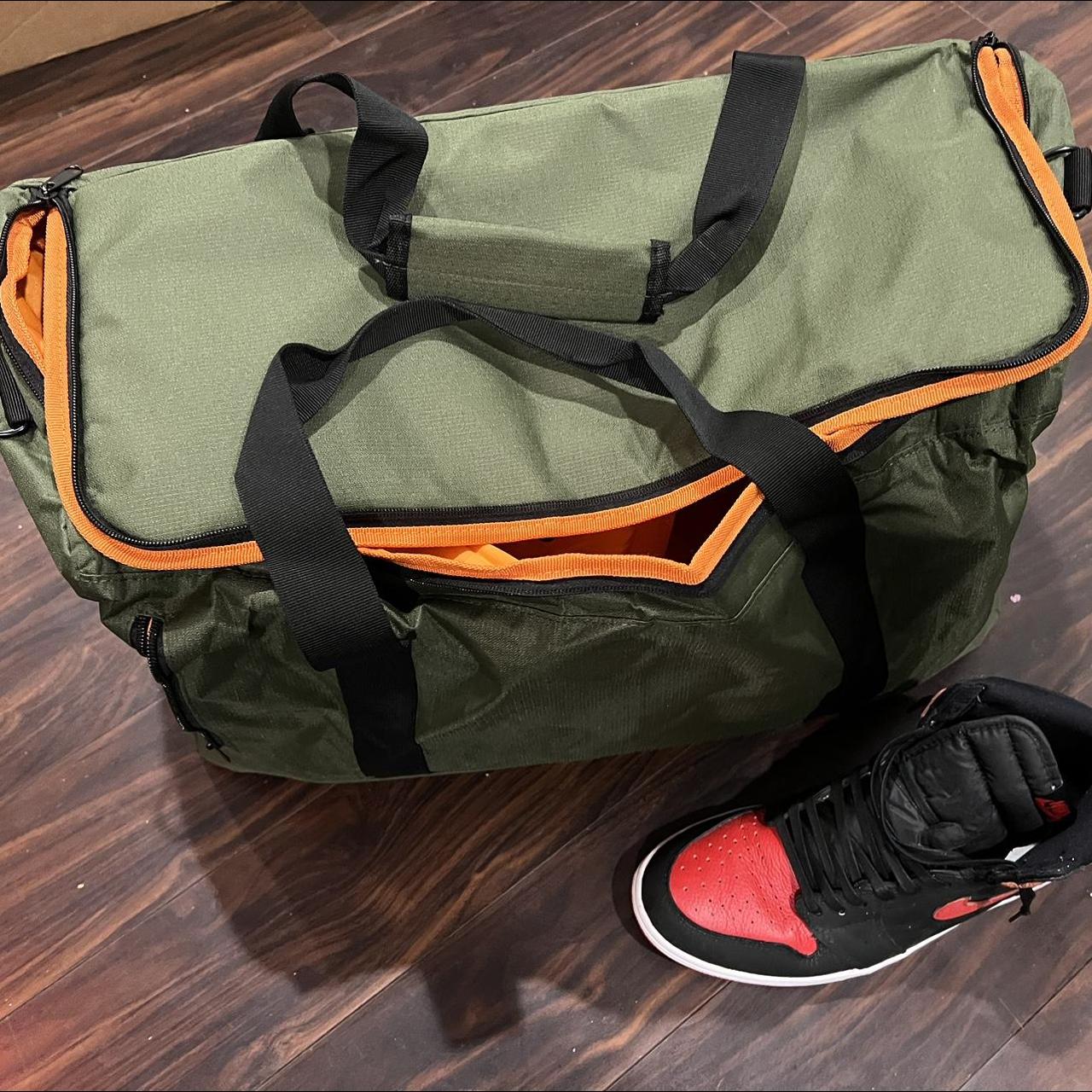 XL Duffel Sneaker Sports Bag – SCHUMI