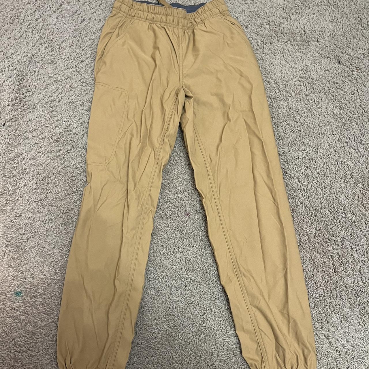 item listed by laracherchian11