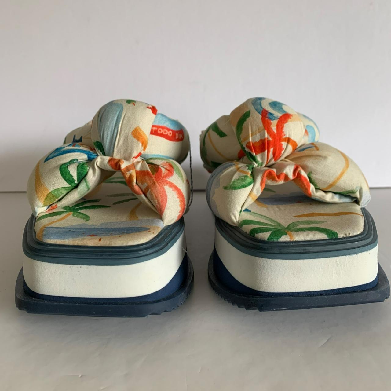 Farm Rio Tropical Puffy Platform Sandals -Farm... - Depop