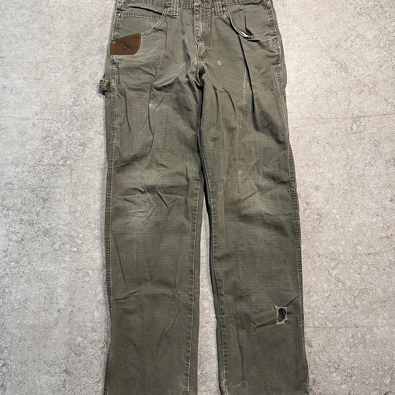 Carhartt Men's Green Trousers | Depop