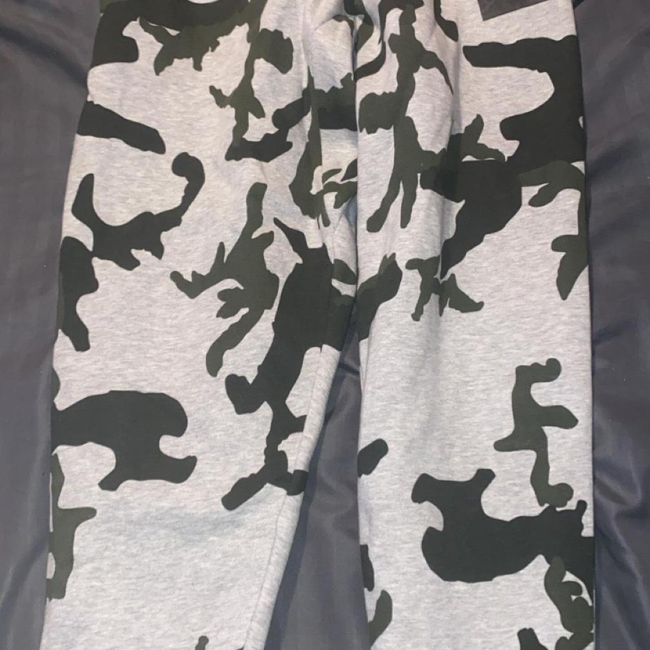 item listed by lc70