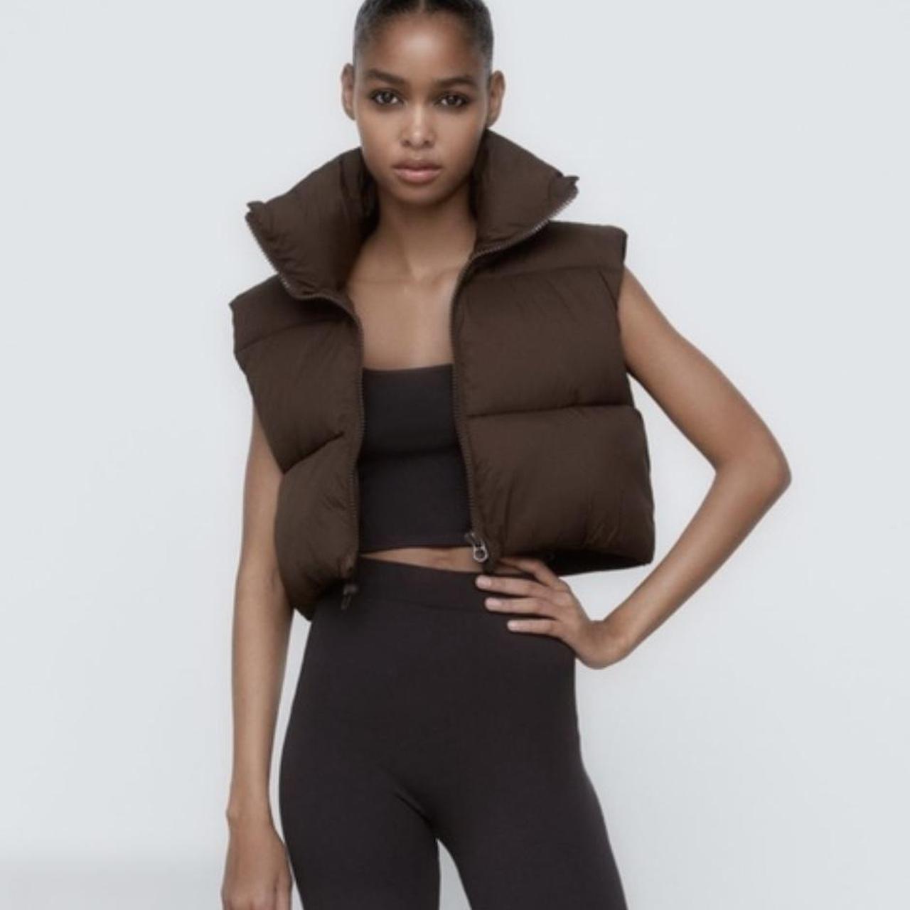 Zara Women's Gilet Depop