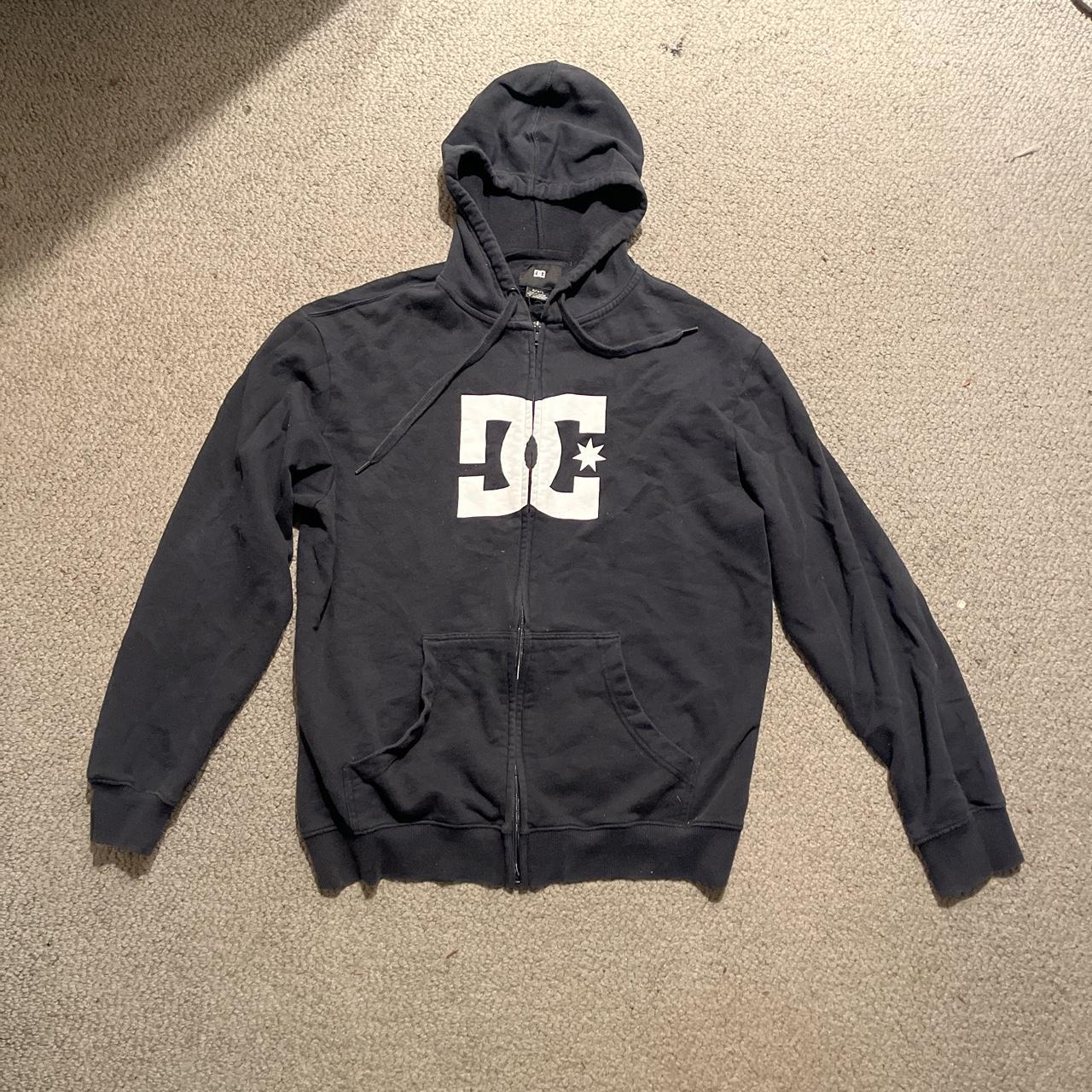 DC Shoes Men's Hoodie | Depop