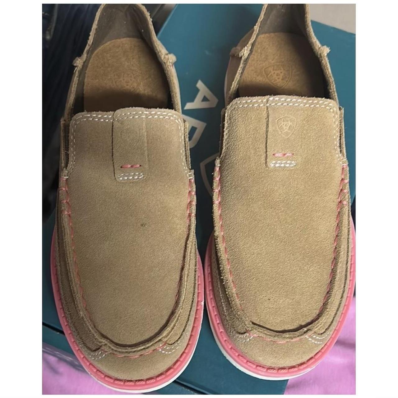 item listed by strawberryles