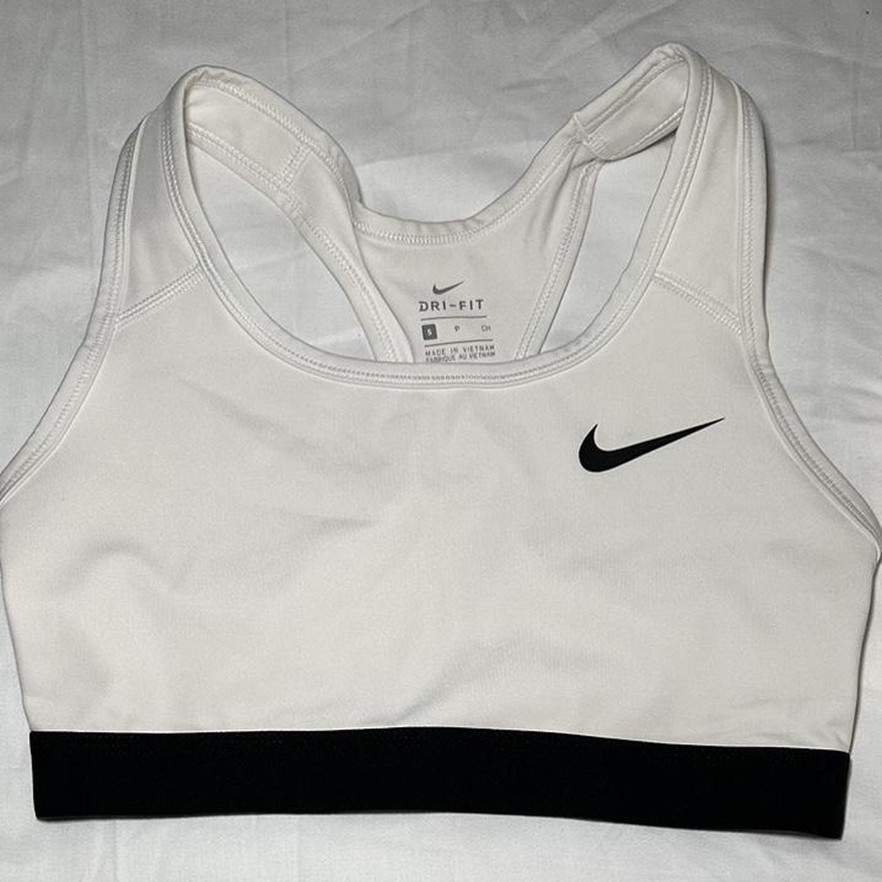 Nike Pro Dri Fit Women’s Medium Support Non- Padded