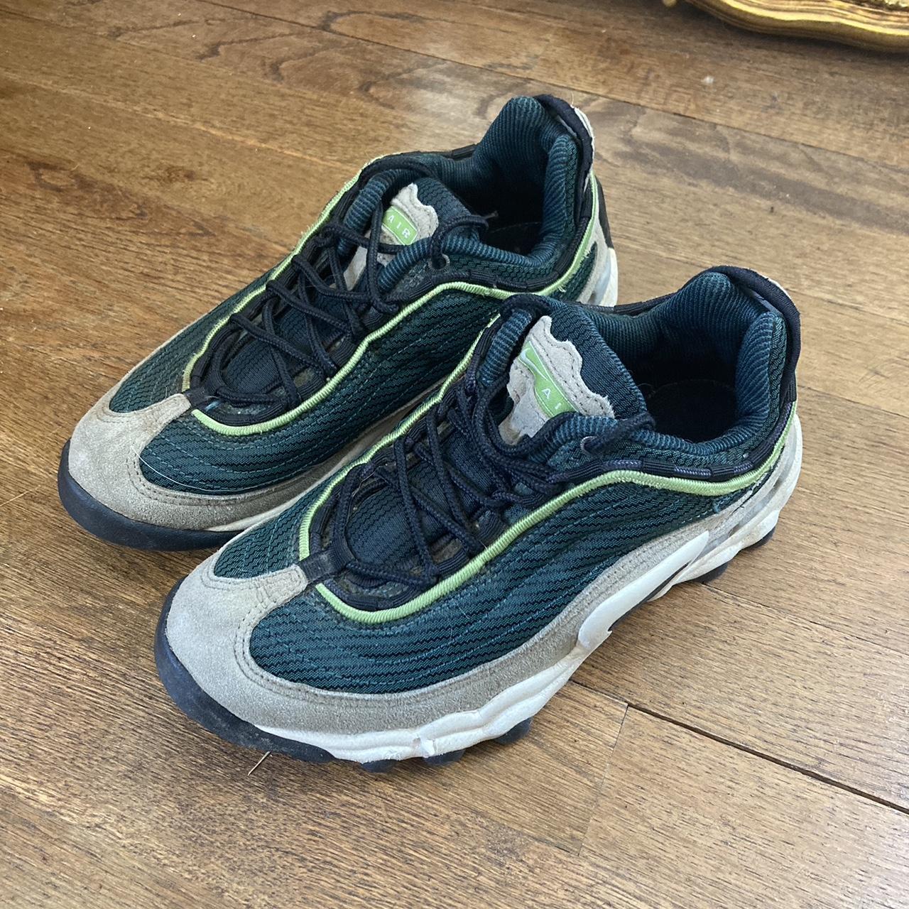 nike acg women's shoes