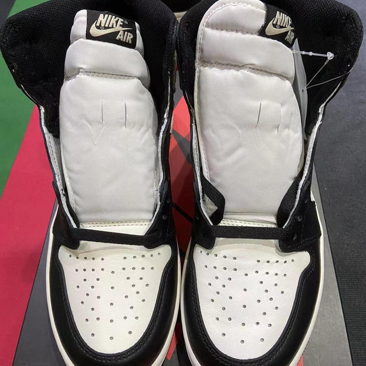 mochas jordan 1