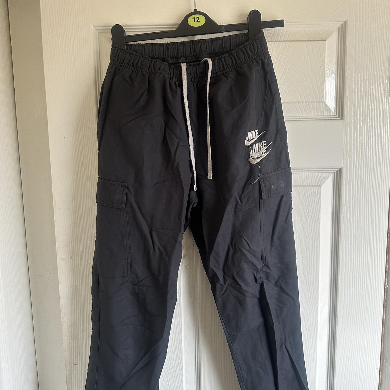 cargo nike world tour