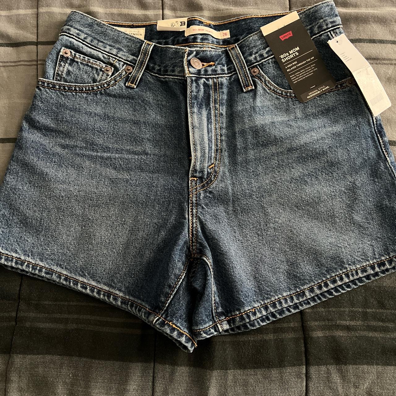 Vintage levis hot sale mom shorts