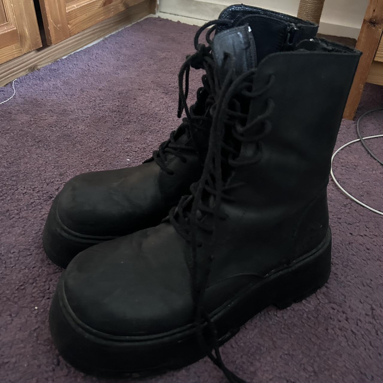 Photos of the unif aux boots duskrose_ Depop