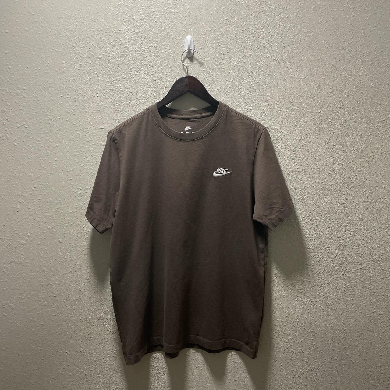 dusty brown nike shirt