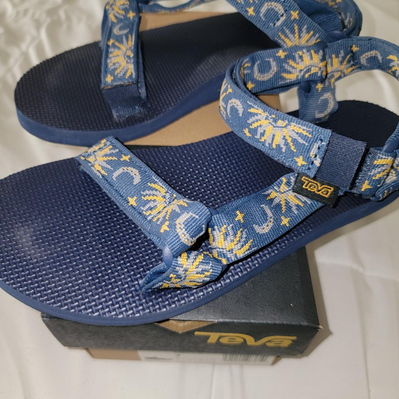 teva sandals size 7.5