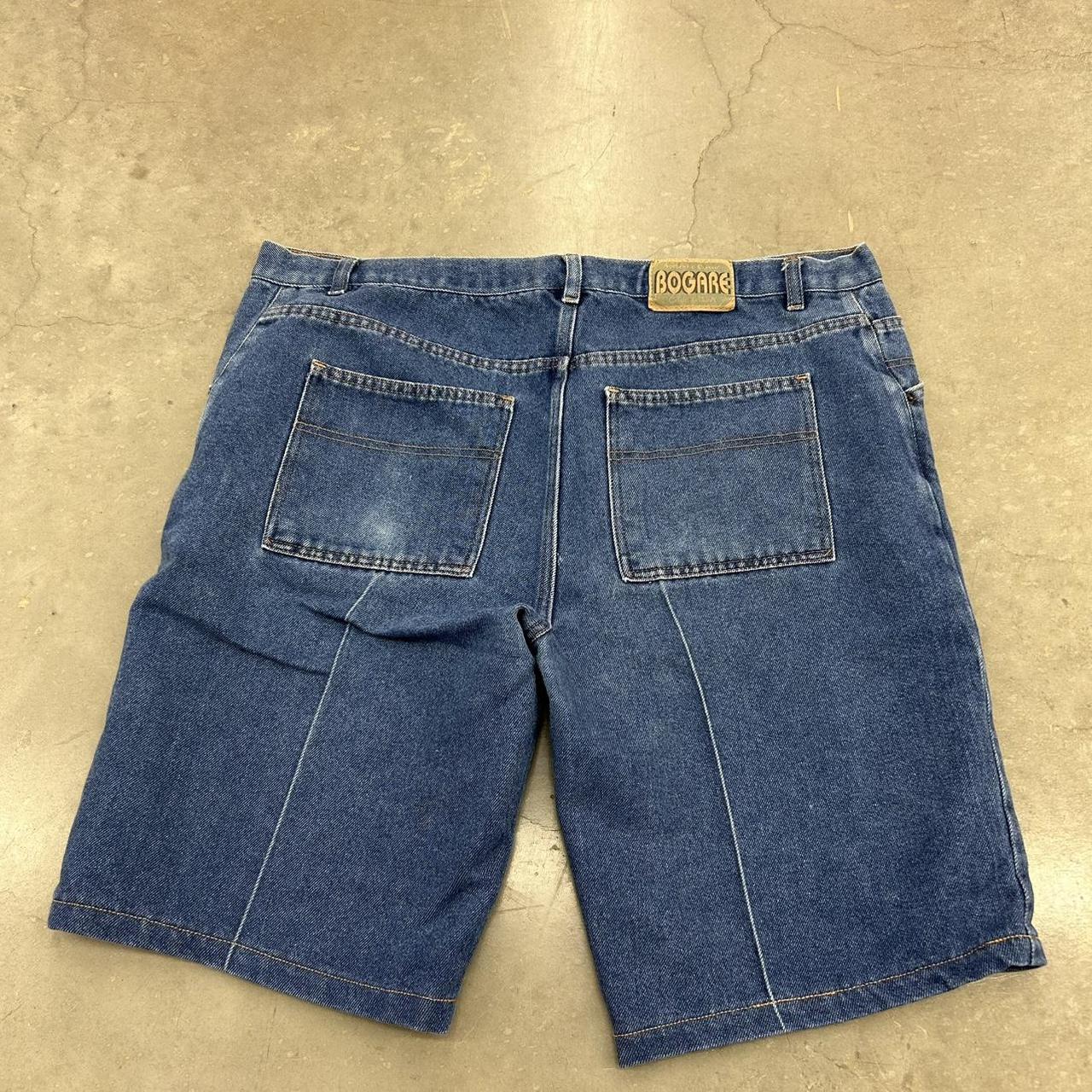 item listed by abovepar_vintage