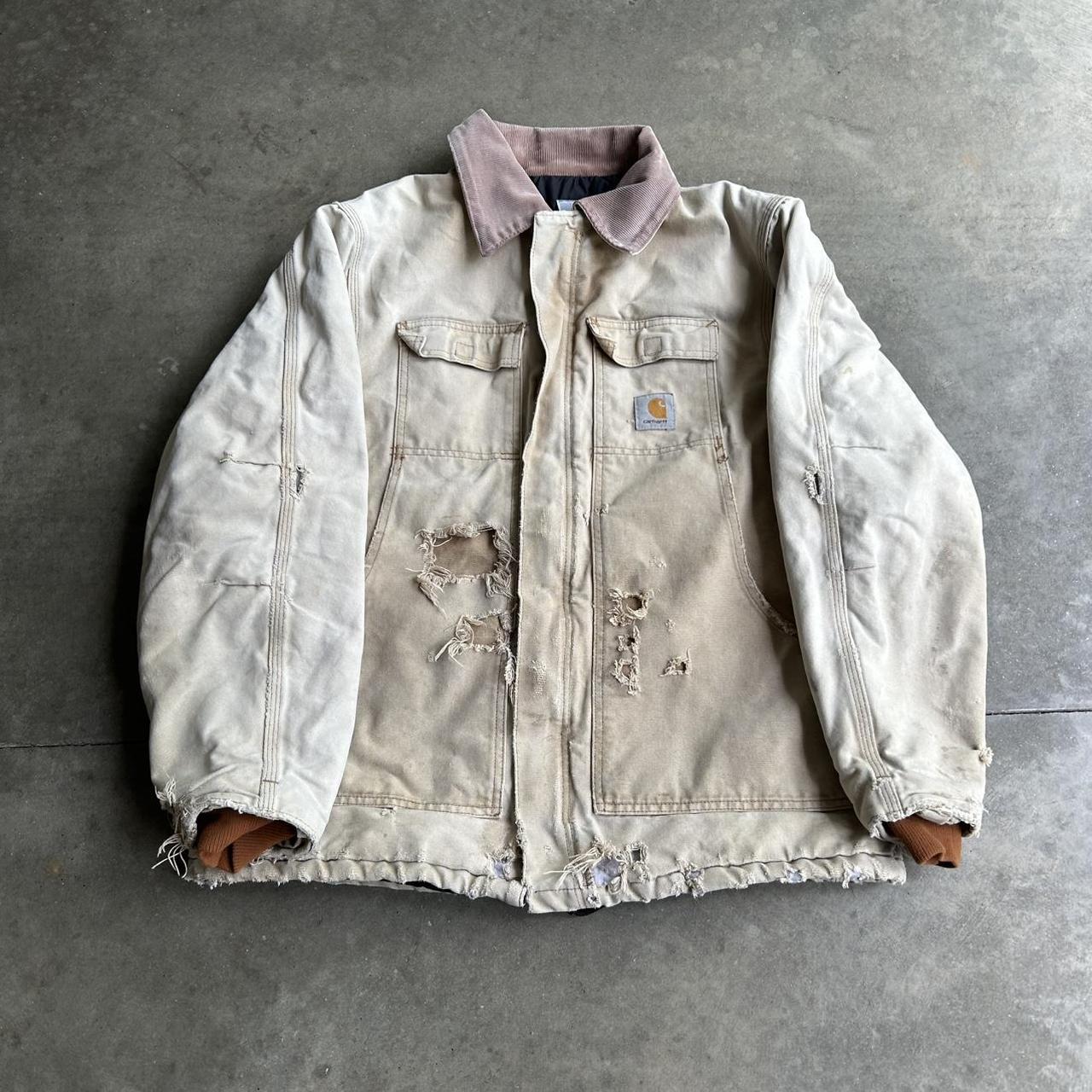 item listed by abovepar_vintage