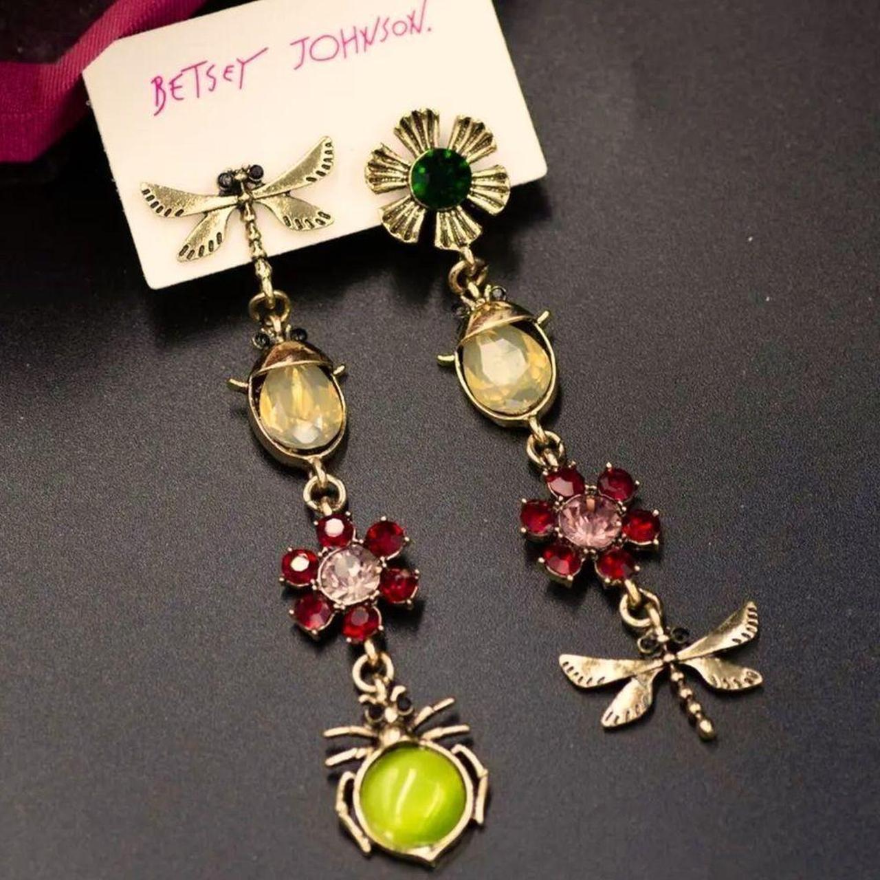 Betsey johnson store dragonfly earrings