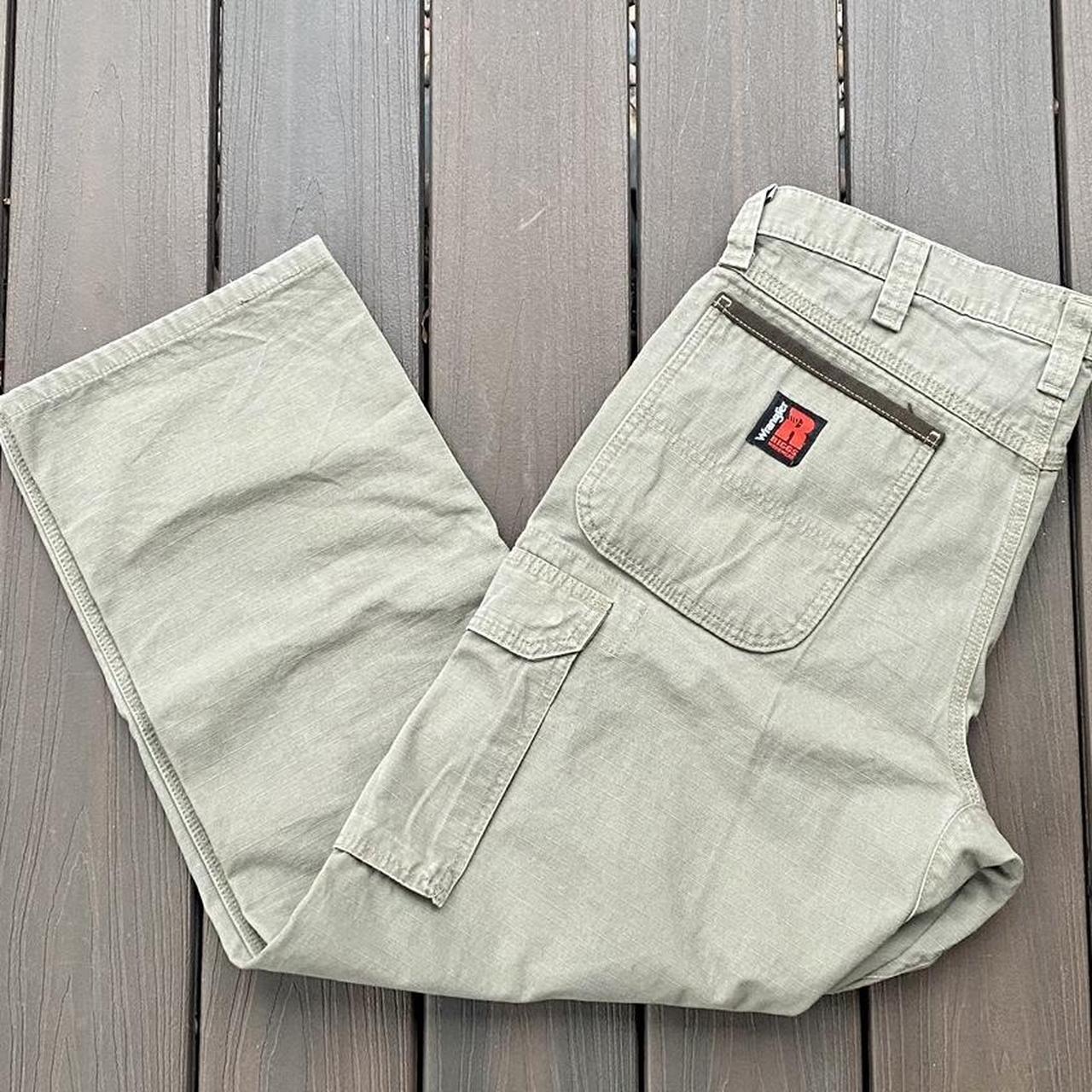 Vintage tan Wrangler Riggs cargo pants Super nice... - Depop
