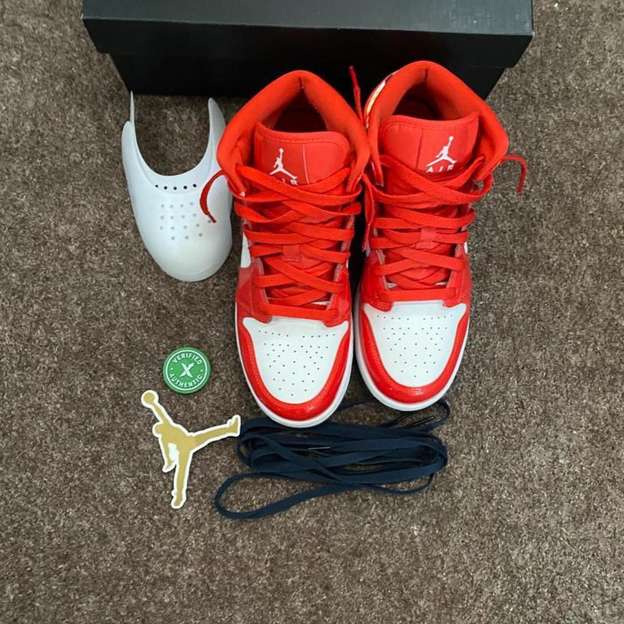 air jordan 1 mid barcelona sweater