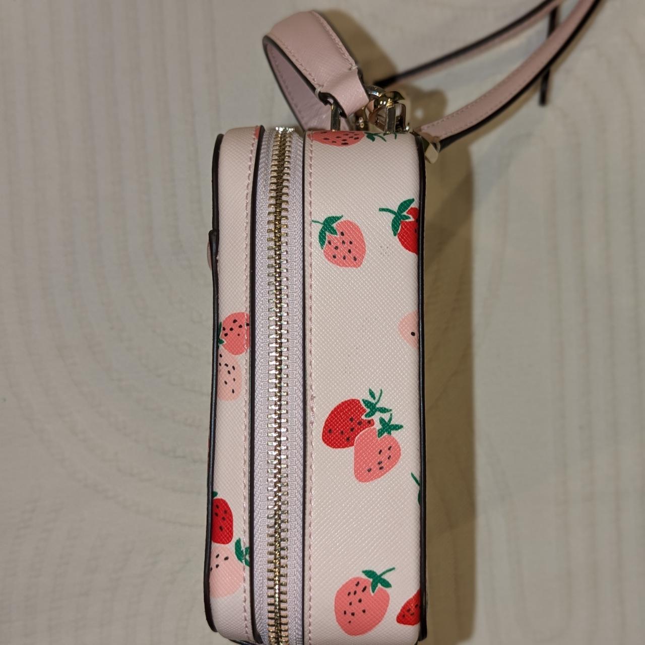 Kate Spade New York Staci Daisy Wild Strawberries Vanity Crossbody top Purse