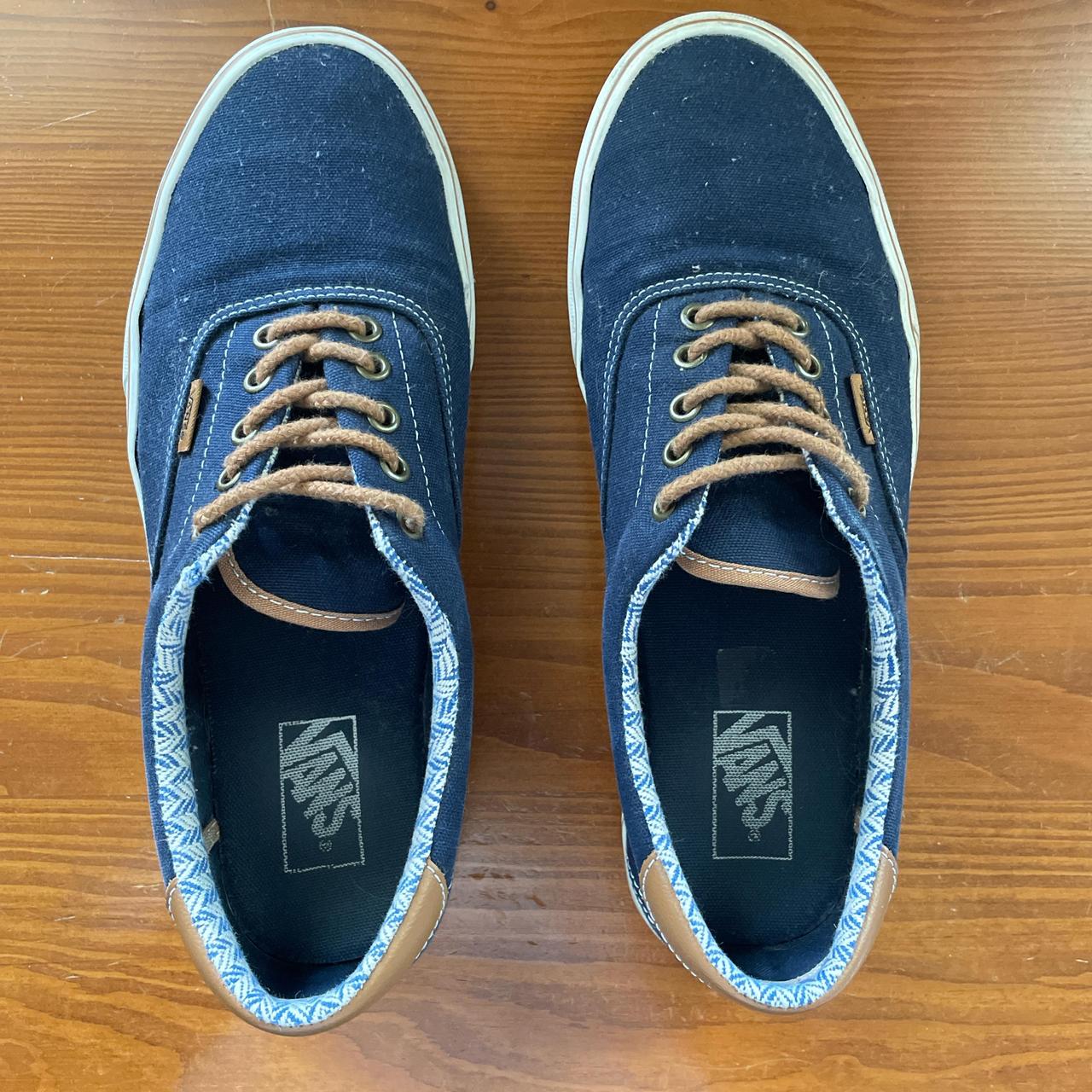 Navy blue vans with brown laces best sale