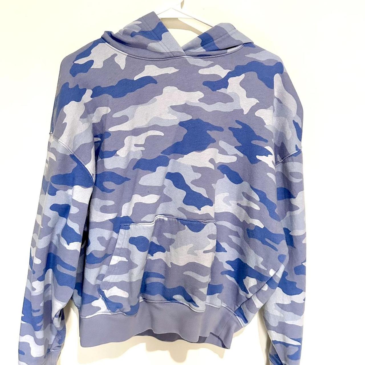 Light blue camo discount hoodie