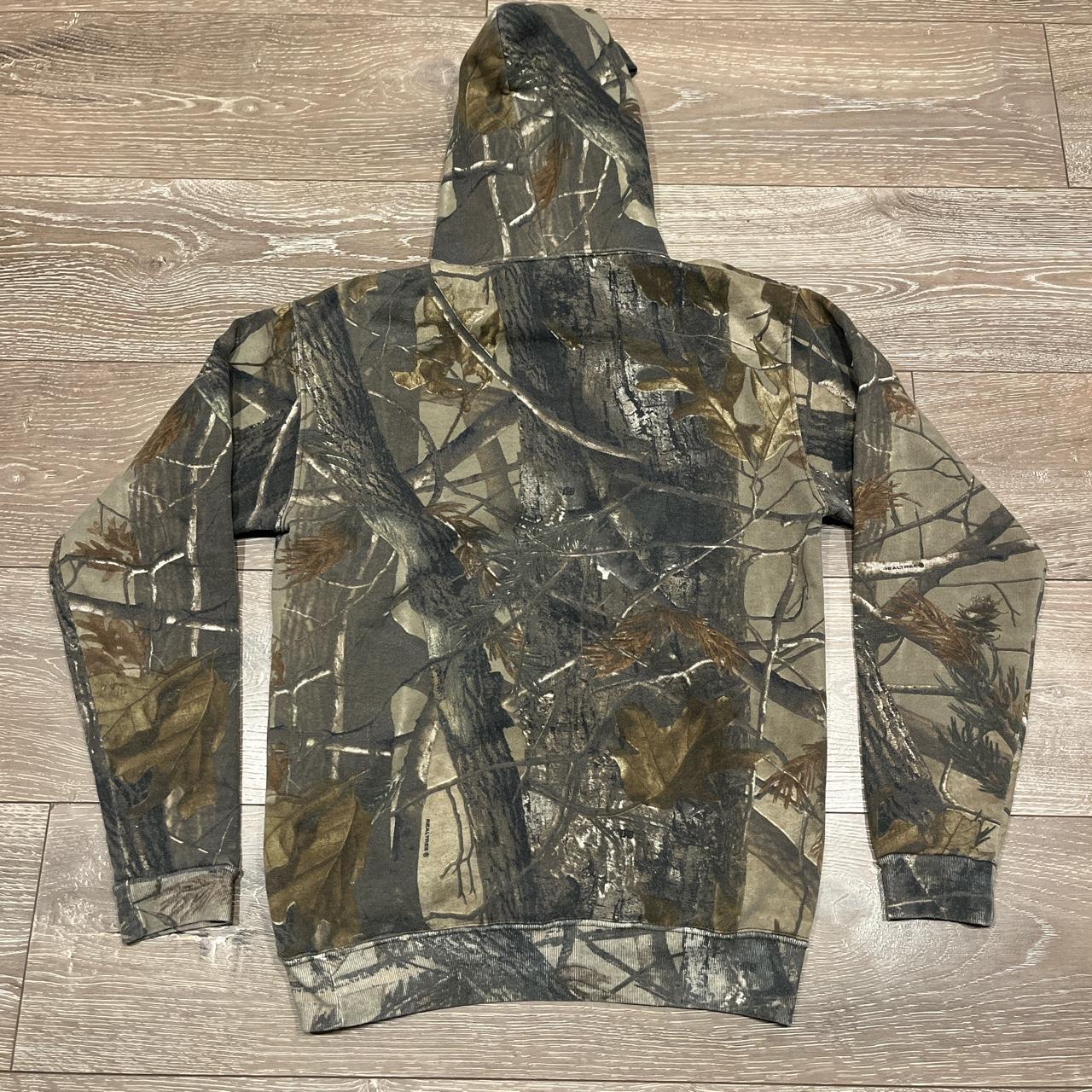 Realtree Men's Green Sweatshirt | Depop