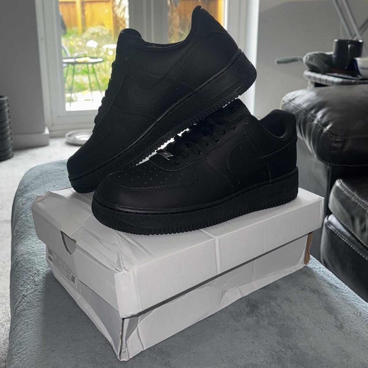 Black air force 1 fits hotsell