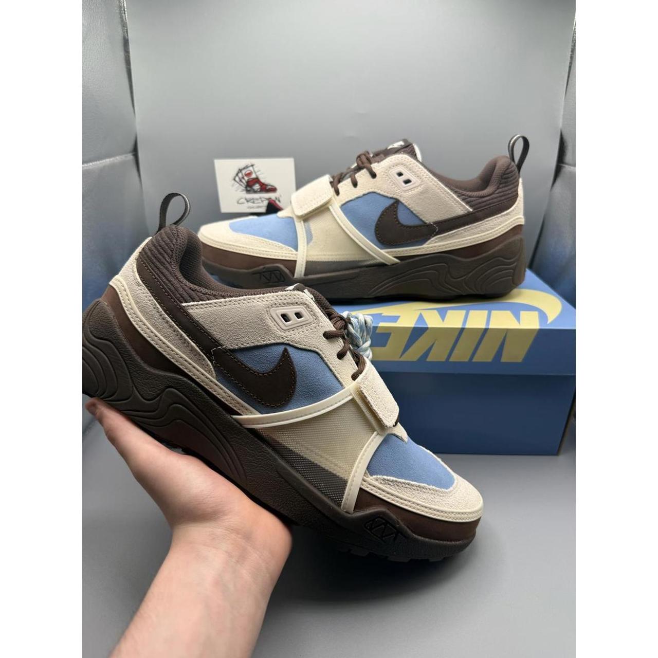 item listed by crepsncollects