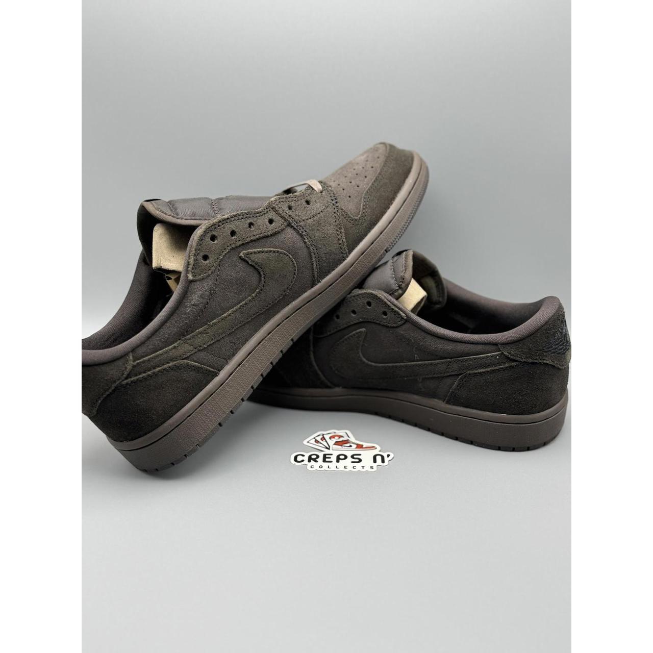 item listed by crepsncollects