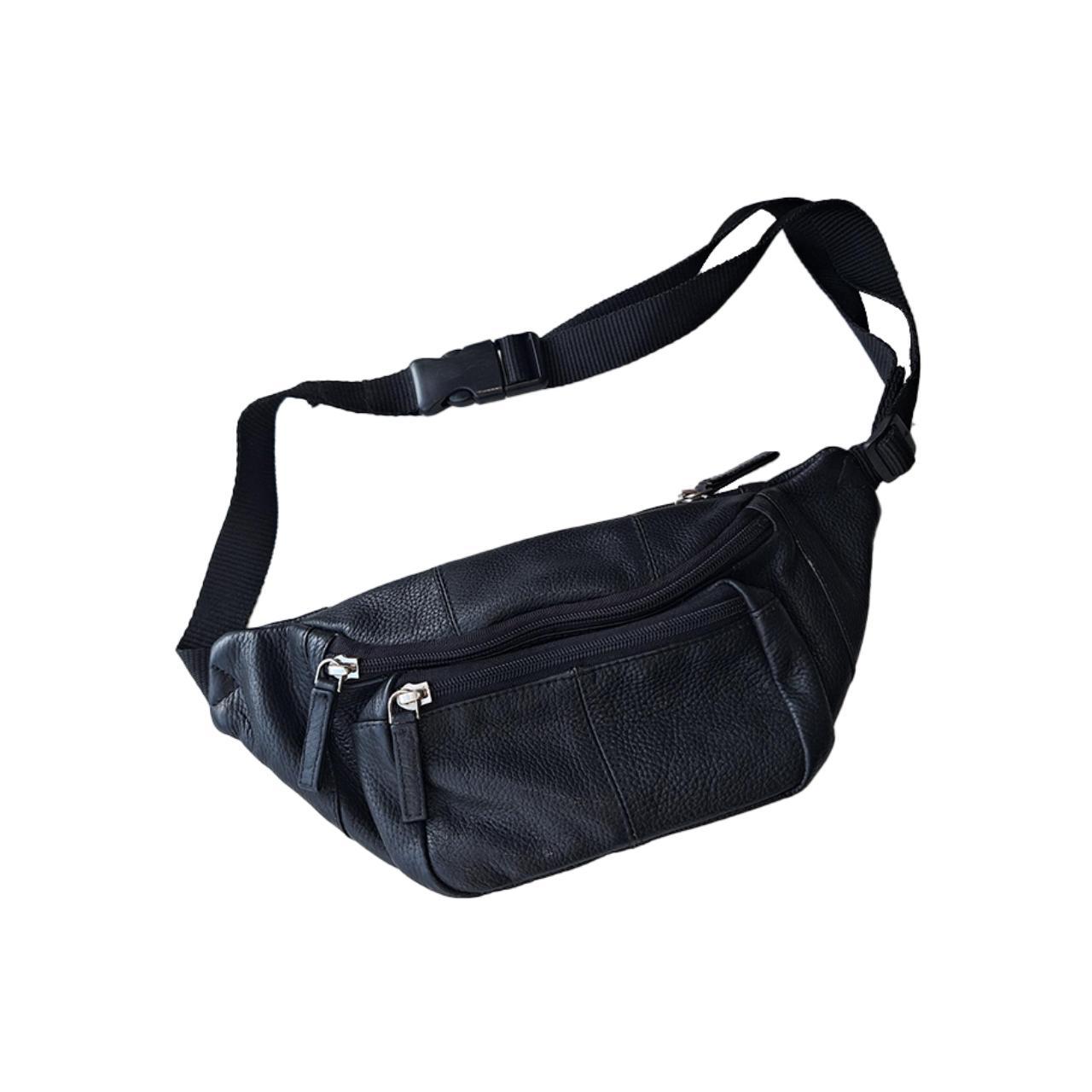 Men's Vintage Leather Belt Bag / Bum Bag. Large... Depop