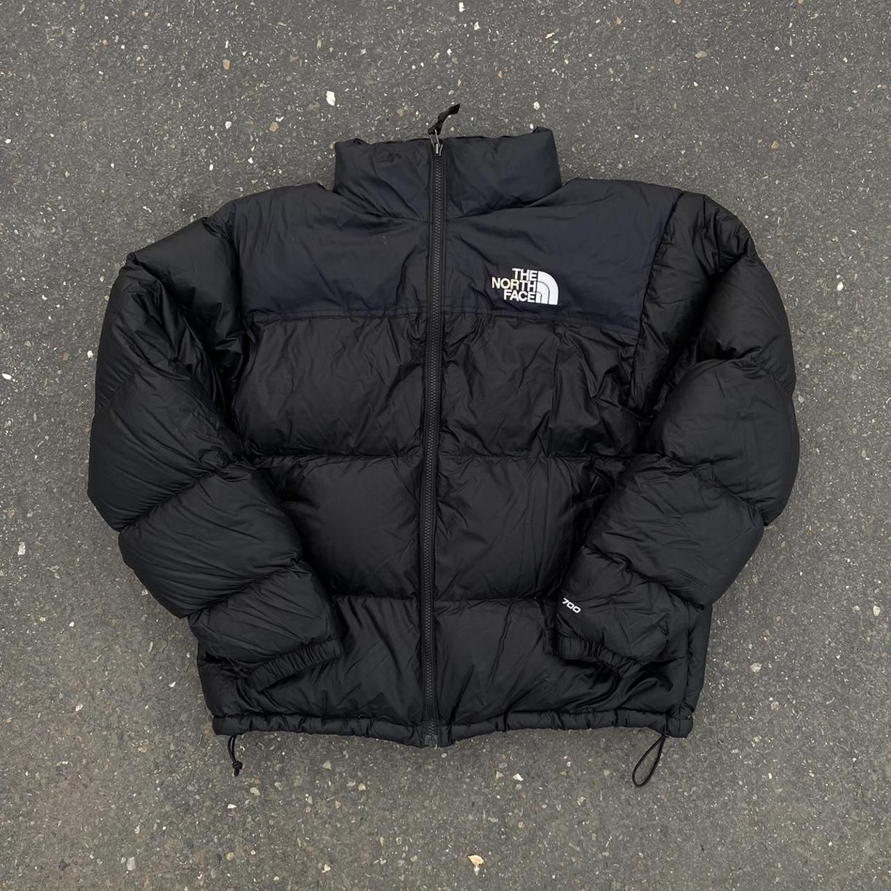 North Face 700 Puffer jacket in Great condition.... - Depop
