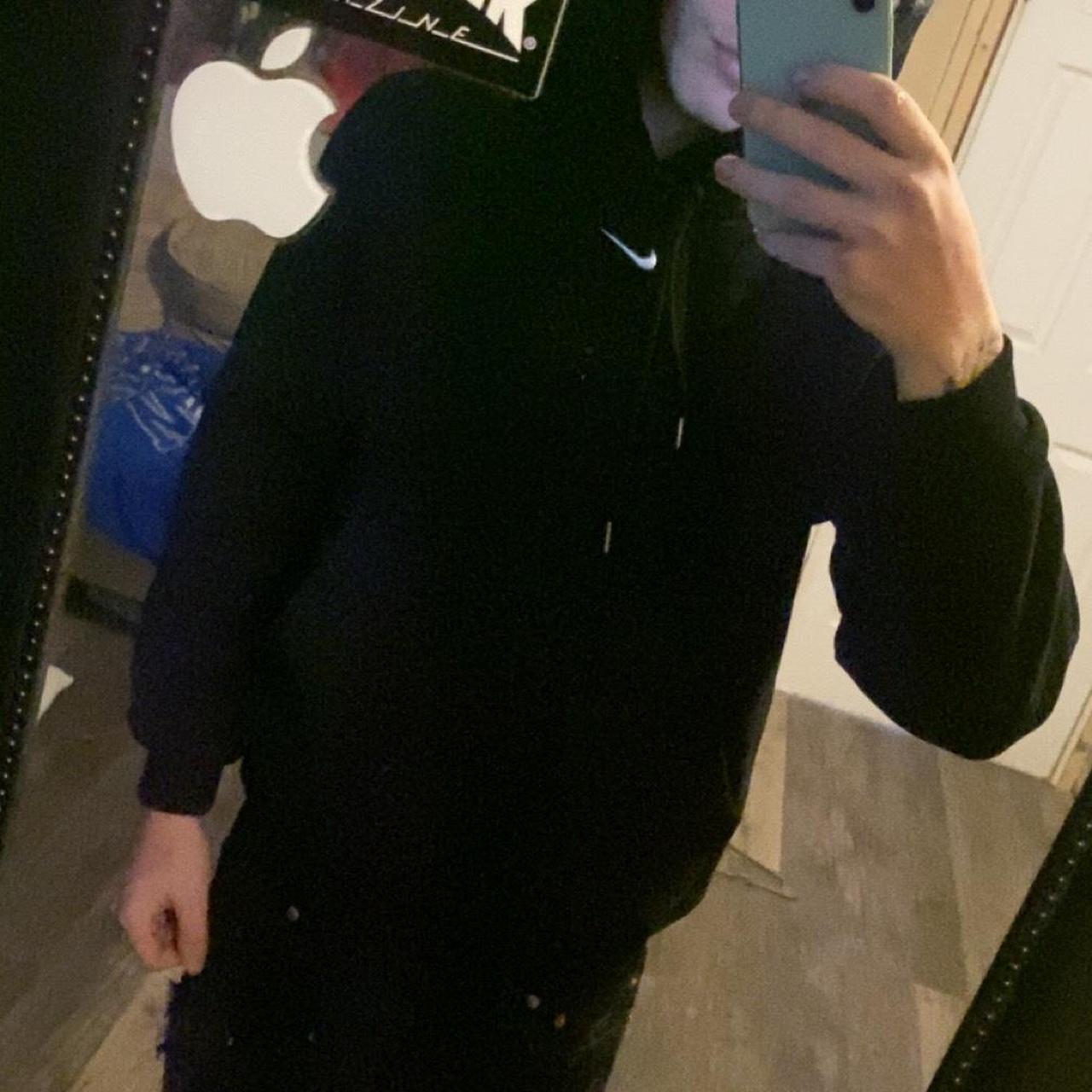 nike hoodie mens medium